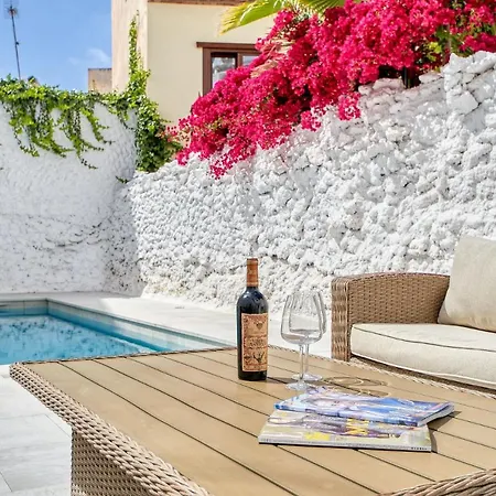 Pintada In By Solaga Homes Apartament